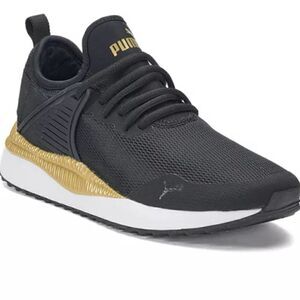 Puma 7.5 Pacer Next Cage running sneakers black gold